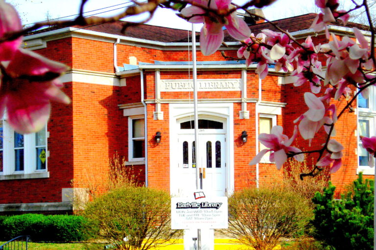 Earlville Public Library